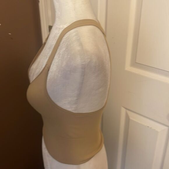 Free PeopleMovement x class top  size  XSmall/small NWOT - Picture 3 of 6
